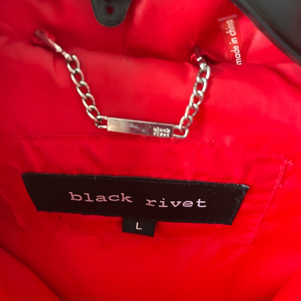 Black Rivet Red Down Women's Puffer Coat Size L W… - image 3